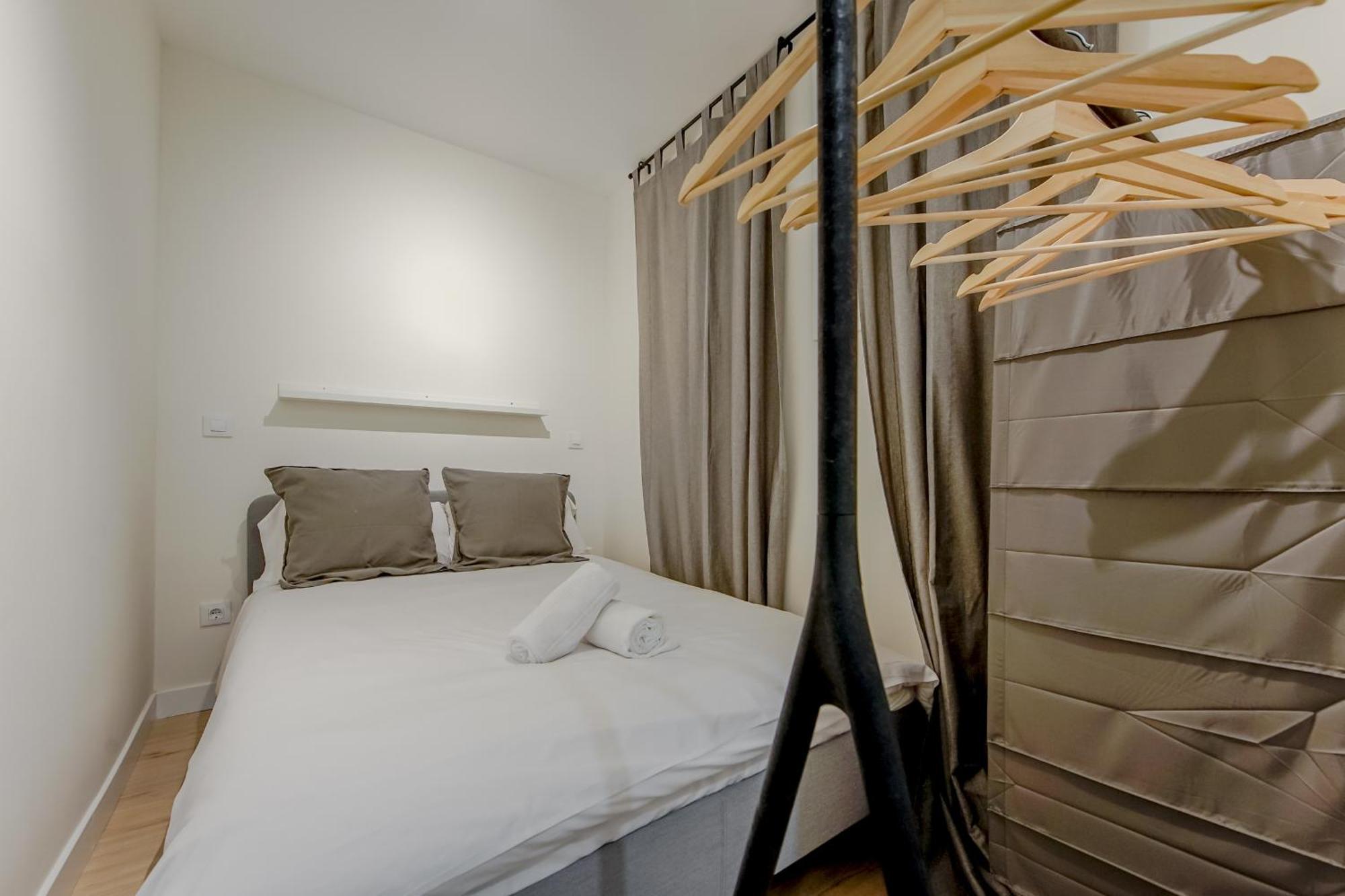 Modern Apt Para 6Pax En La Plaza De Tirso-Centro E1 Madrid Exterior foto