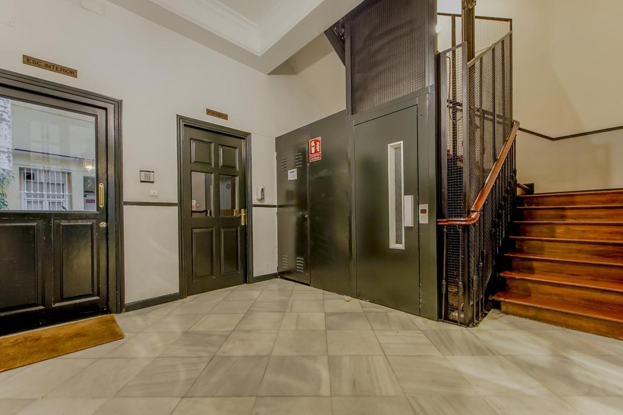 Modern Apt Para 6Pax En La Plaza De Tirso-Centro E1 Madrid Exterior foto