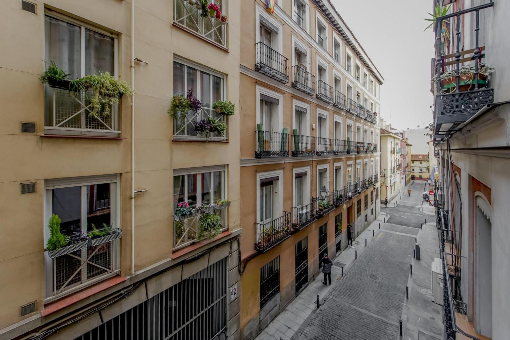 Modern Apt Para 6Pax En La Plaza De Tirso-Centro E1 Madrid Exterior foto