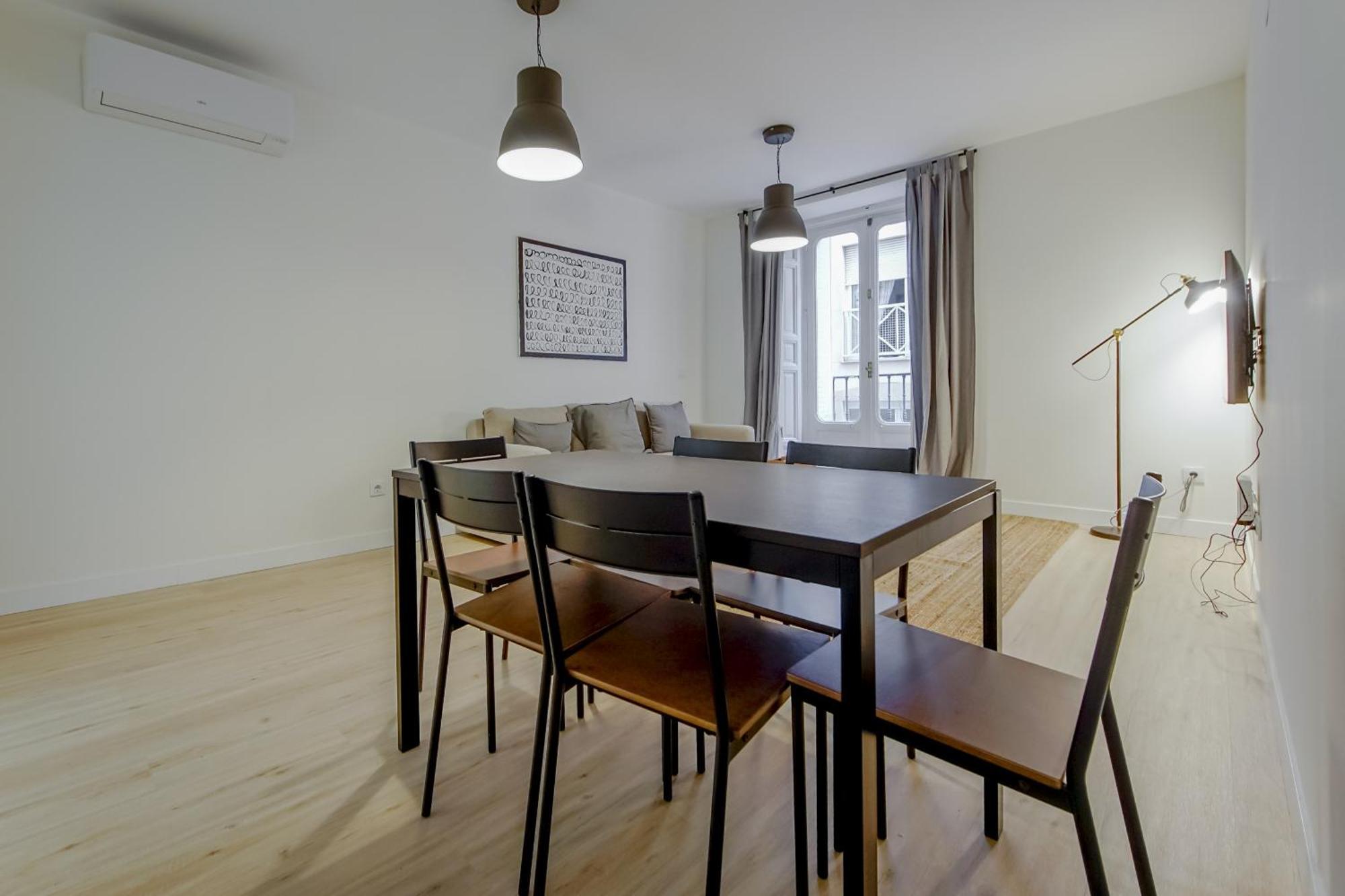 Modern Apt Para 6Pax En La Plaza De Tirso-Centro E1 Madrid Exterior foto